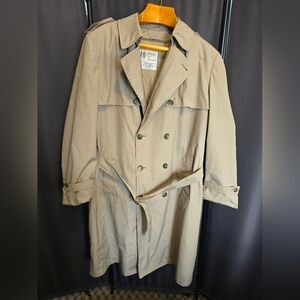 London‎ Fog Men's Double-Breasted Trench Coat – Size 45 Long Tan Removable Liner